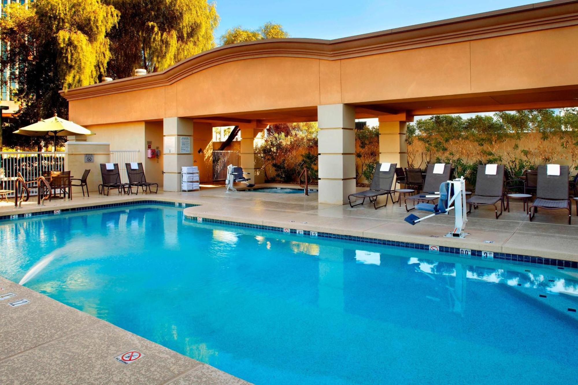Fairfield Inn&Suites Phoenix Midtown Buitenkant foto